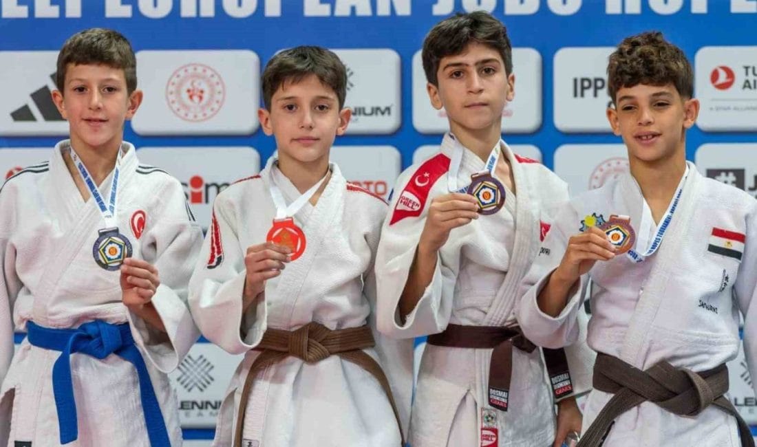 Yunusemreli judocular Avrupa Kupası’ndan iki madalya ile döndü Yunusemre Belediyespor’un judocuları, Kocaeli’de düzenlenen Yıldızlar Avrupa Judo Kupası’nda iki