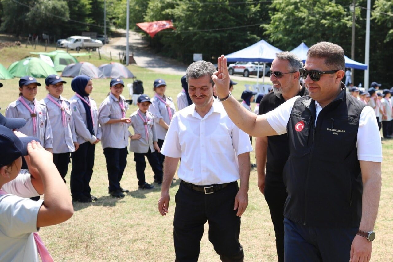 DÜZCE(İHA) – Düzce’de Zaferin Adı: Türkiye 15 Temmuz Şehitlerini Anma