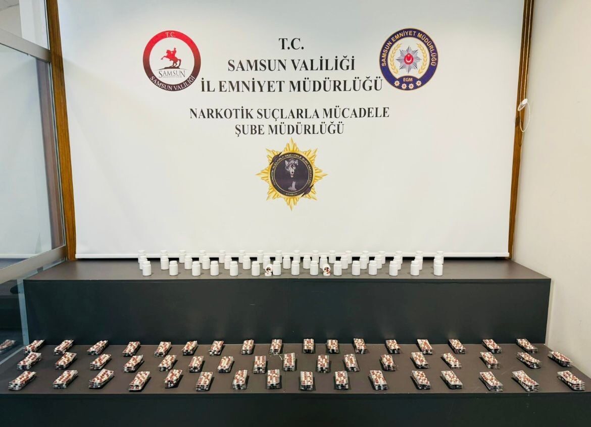 Samsun’da düzenlenen operasyonda 5 bin 600 adet sentetik ecza ele