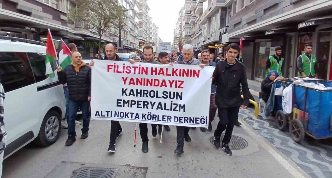 “1 Eylül Dünya Barış Günü” dolayısıyla açıklama yapan Altı Nokta