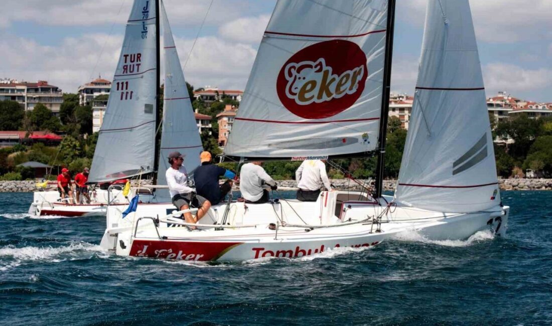 Bu yıl 13.’sü düzenlenen TAYK-Eker Olympos Regatta Yelken Festivali, Marmara