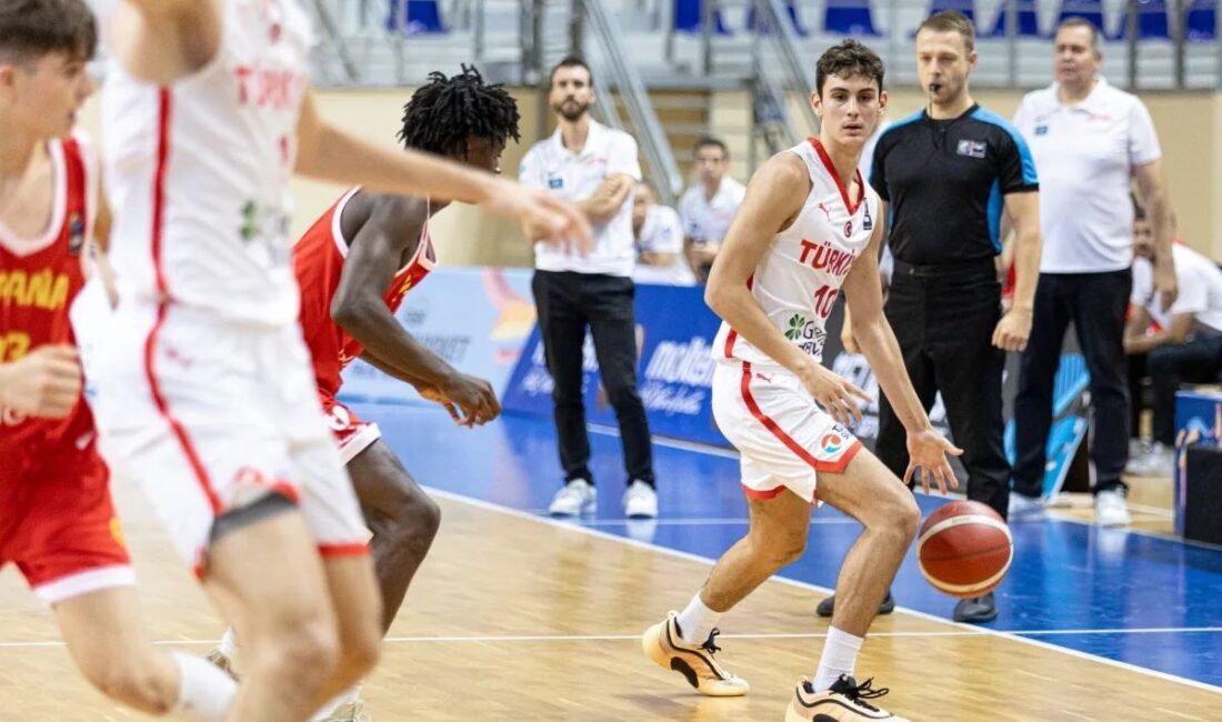 FIBA 16 Yaş Altı Erkekler Avrupa Şampiyonası’nda mücadele eden 16