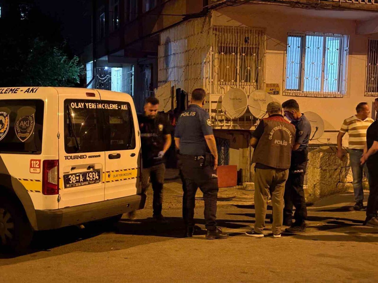 Kayseri’nin Kocasinan ilçesinde 2 yıl önce boşandığı eski kocası tarafından