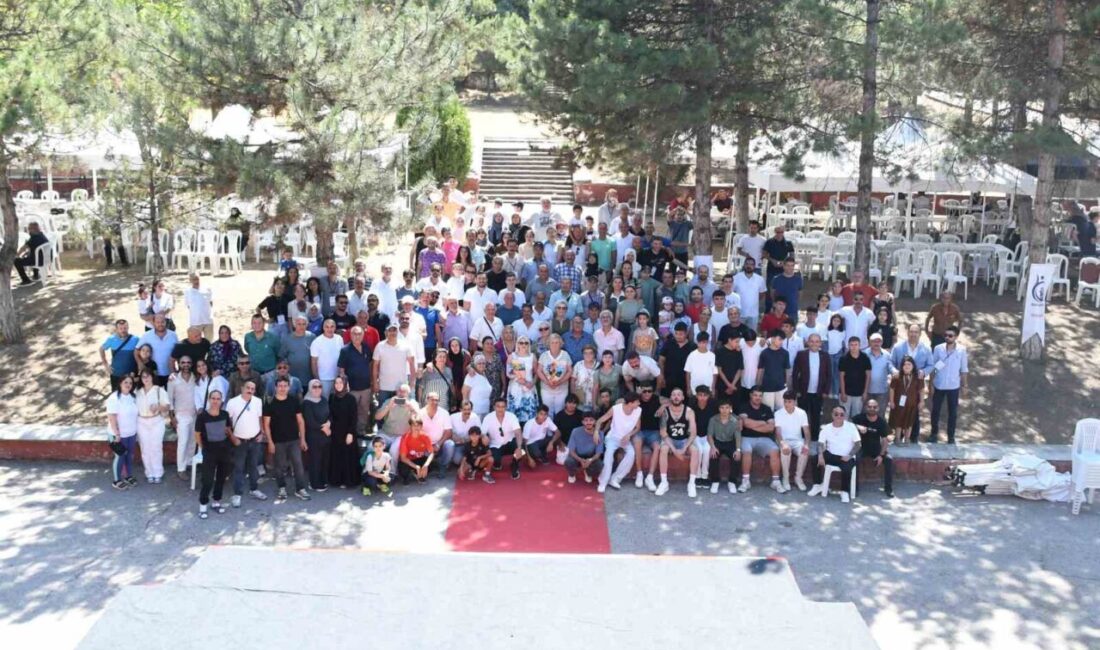 Eskişehir’de ESYURTDER (Eskişehir Yetiştirme Yurtlarından Ayrılan Gençlerin Yardımlaşma ve Dayanışma