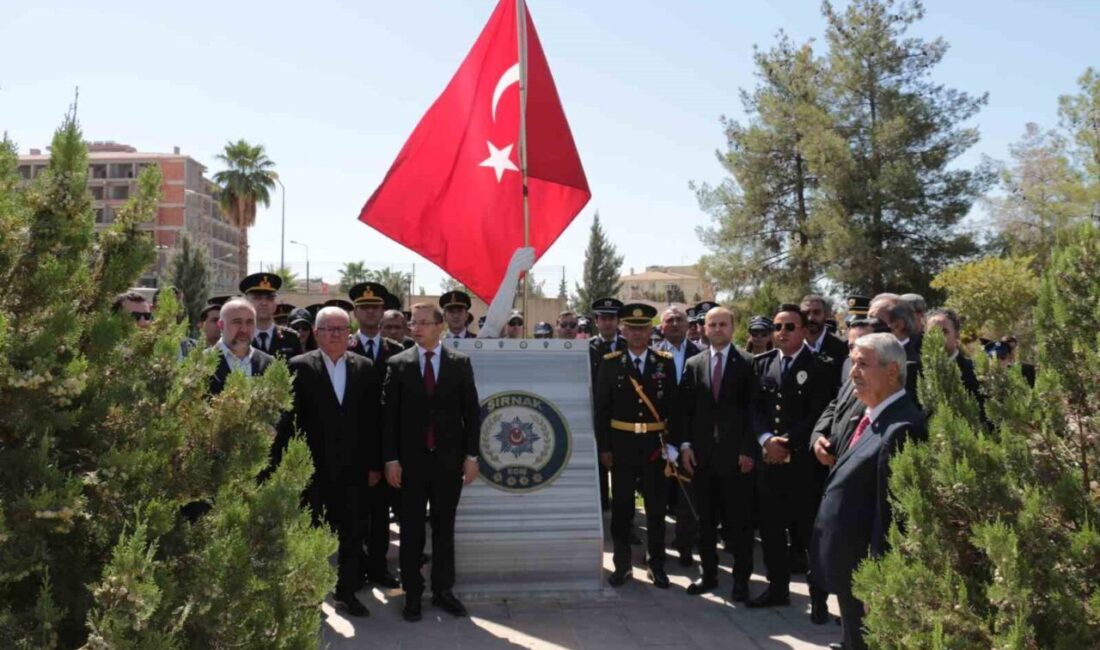 Şırnak’ın Cizre ilçesinde 30 Ağustos Zafer Bayramı coşkuyla kutlandı. Şehitlik
