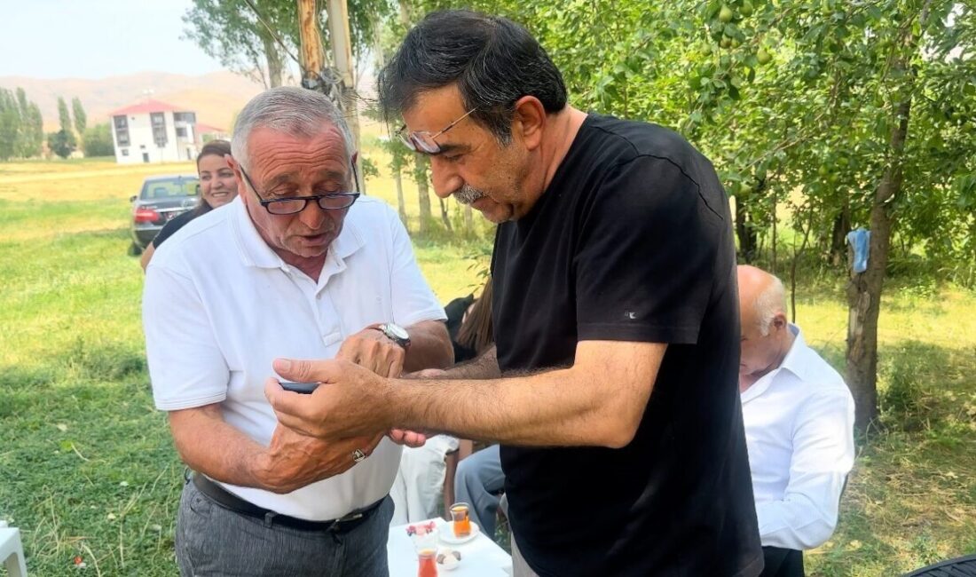 Hakkari’nin Yüksekova ilçesinde 1994 yılında öğretmenlik yapan 61 yaşındaki Tacettin