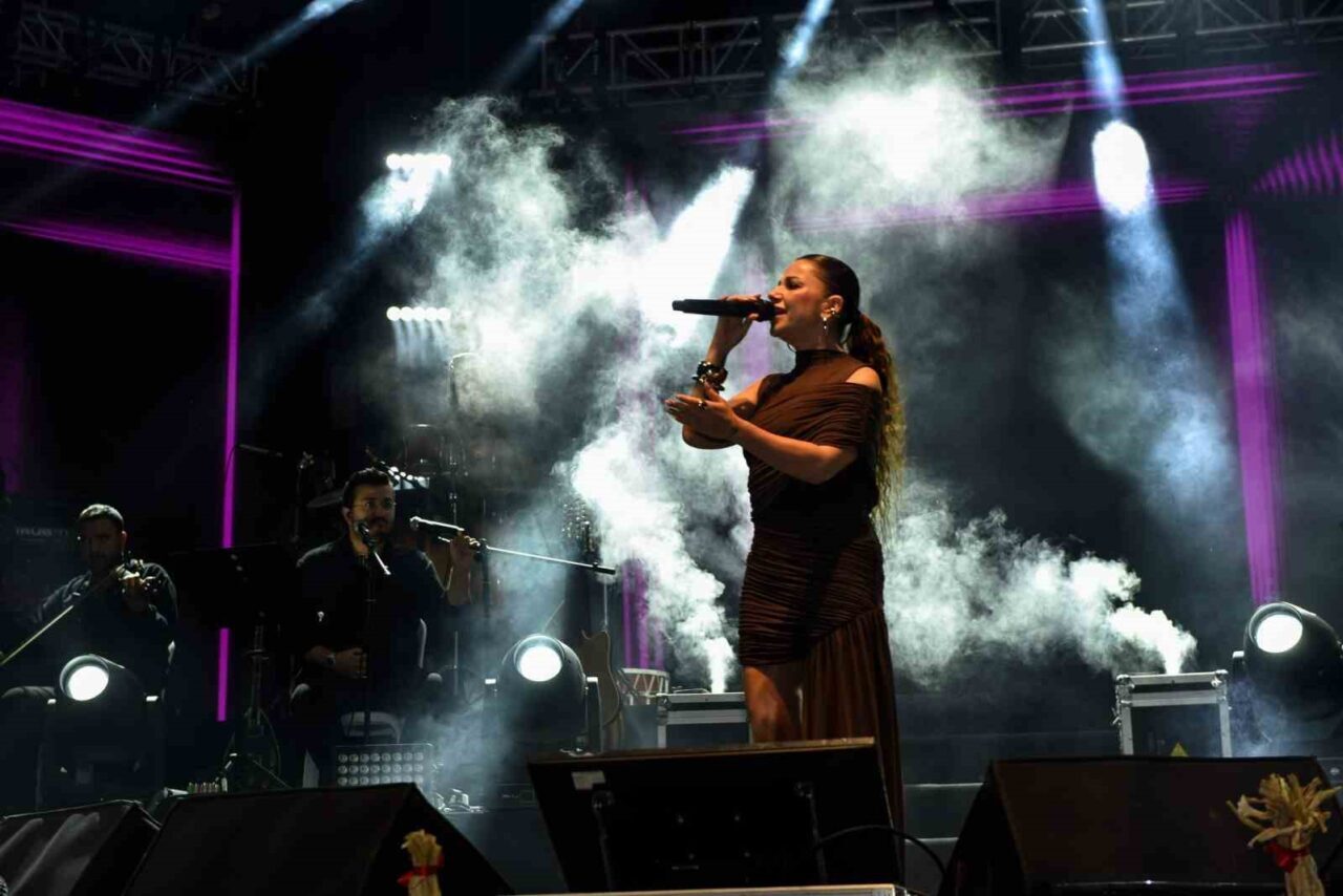 Kastamonu’nun Taşköprü ilçesinde düzenlenen 35. Uluslararası Kültür ve Sarımsak Festivali’nde