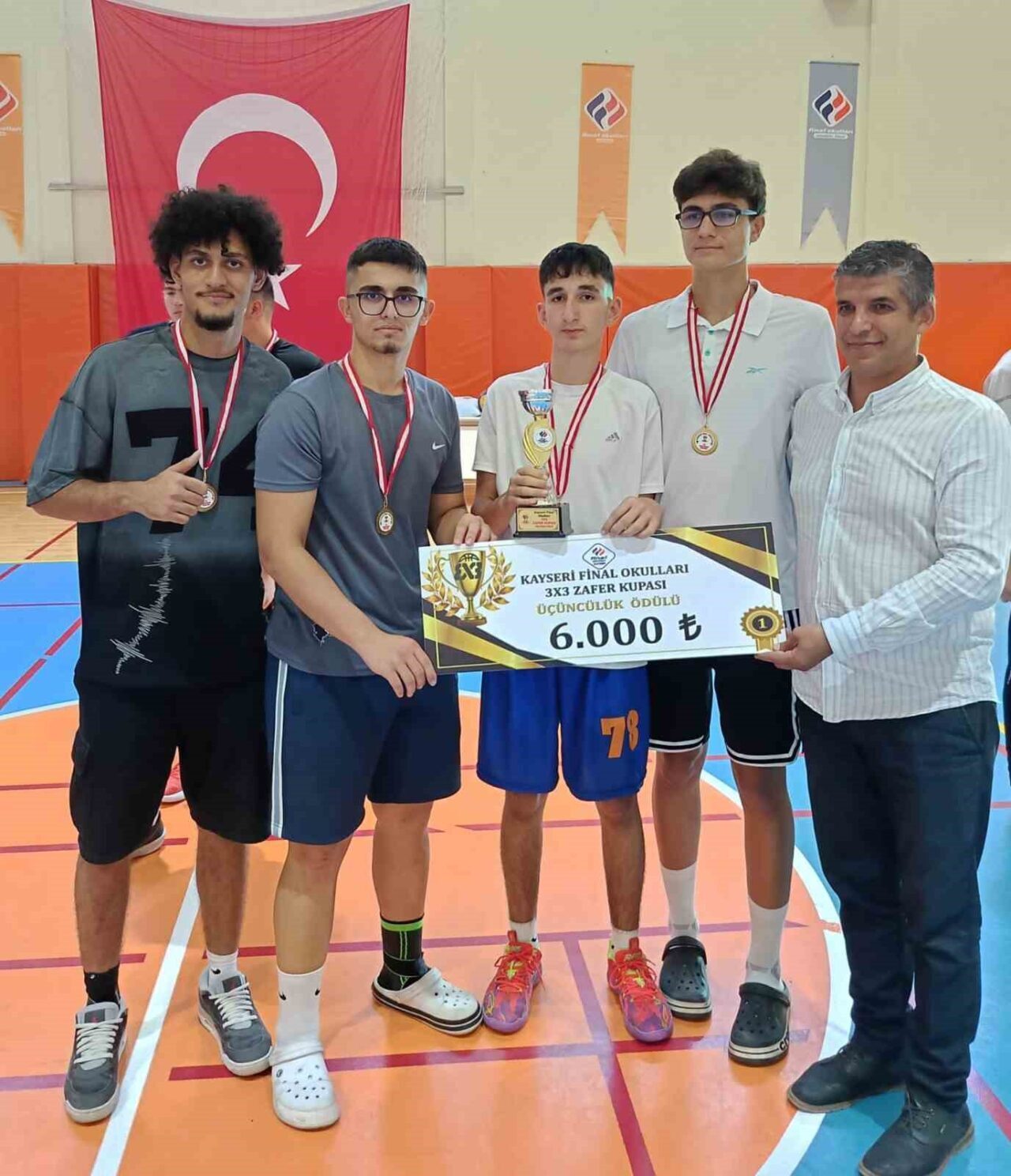 24 takımım katıldığı 2 gün süren 3×3 Basketbol Zafer Kupası