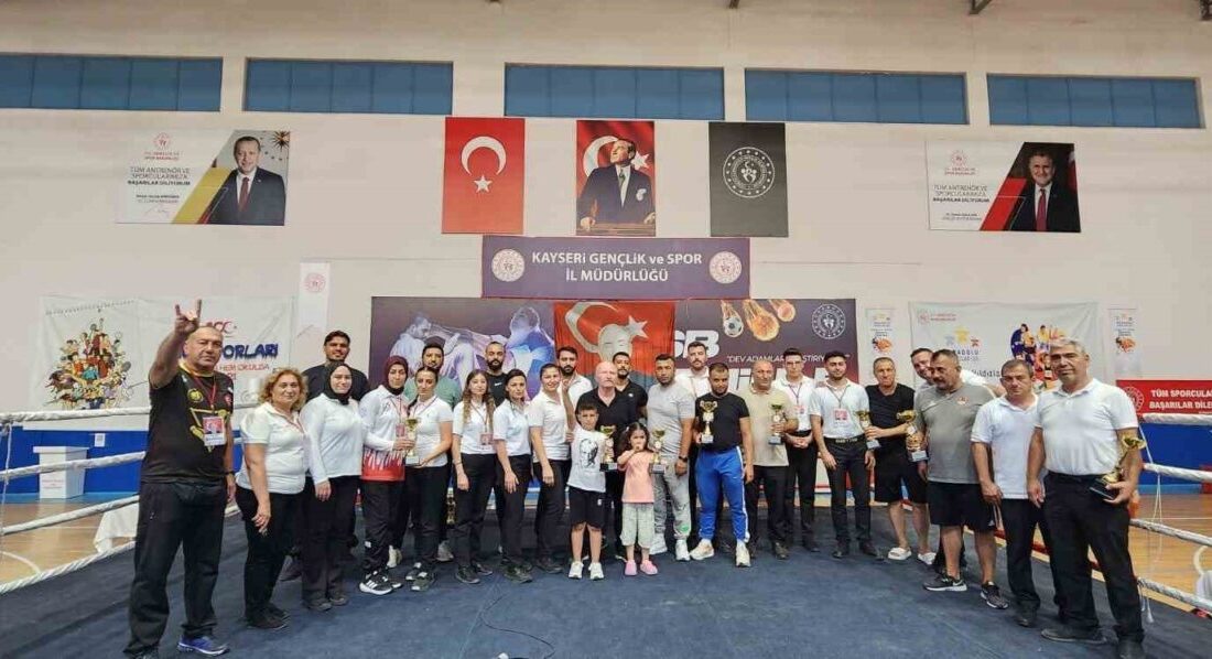 Kayseri’de bu yıl 6. kez gerçekleştirilen Geleneksel Alparslan Türkeş Muaythai