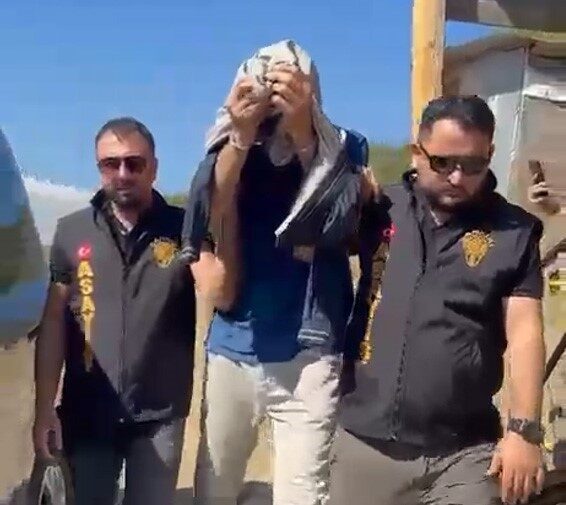 Karabük’te 7 yıldır çeşitli suçlardan aranan firari hükümlü, yakalanarak tutuklandı.