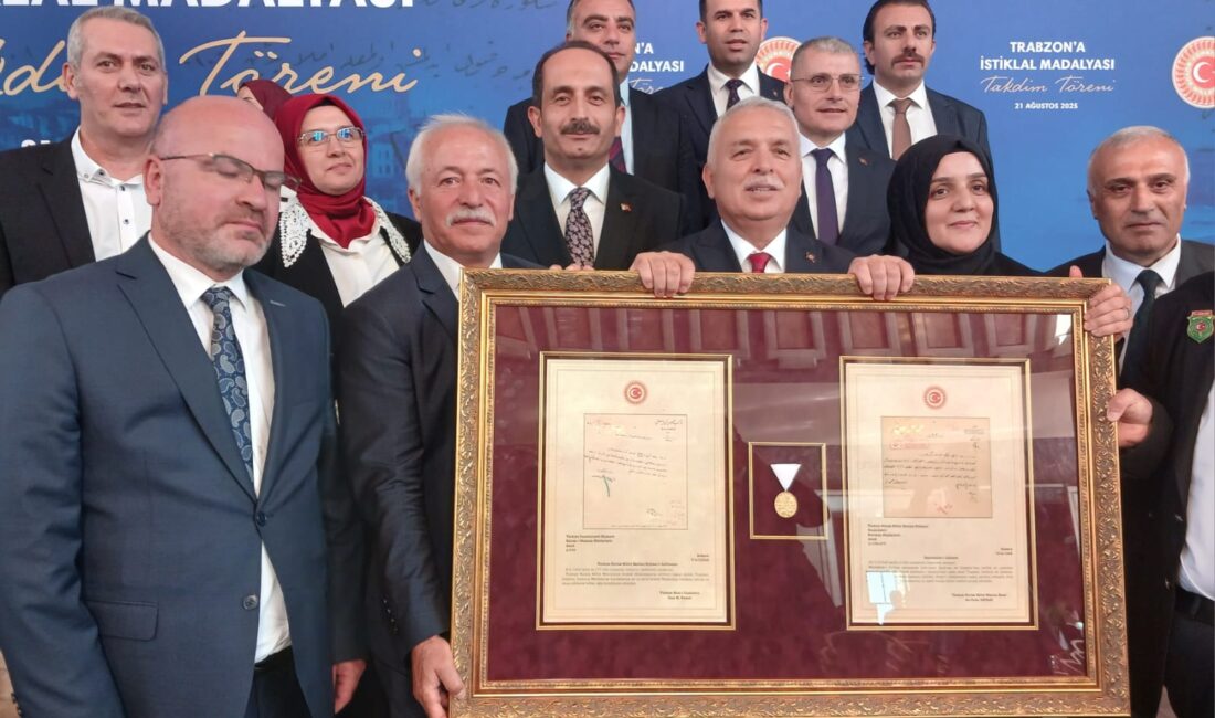 ANKARA – Türkiye Büyük Millet Meclisi (TBMM) Şeref Holü, 21