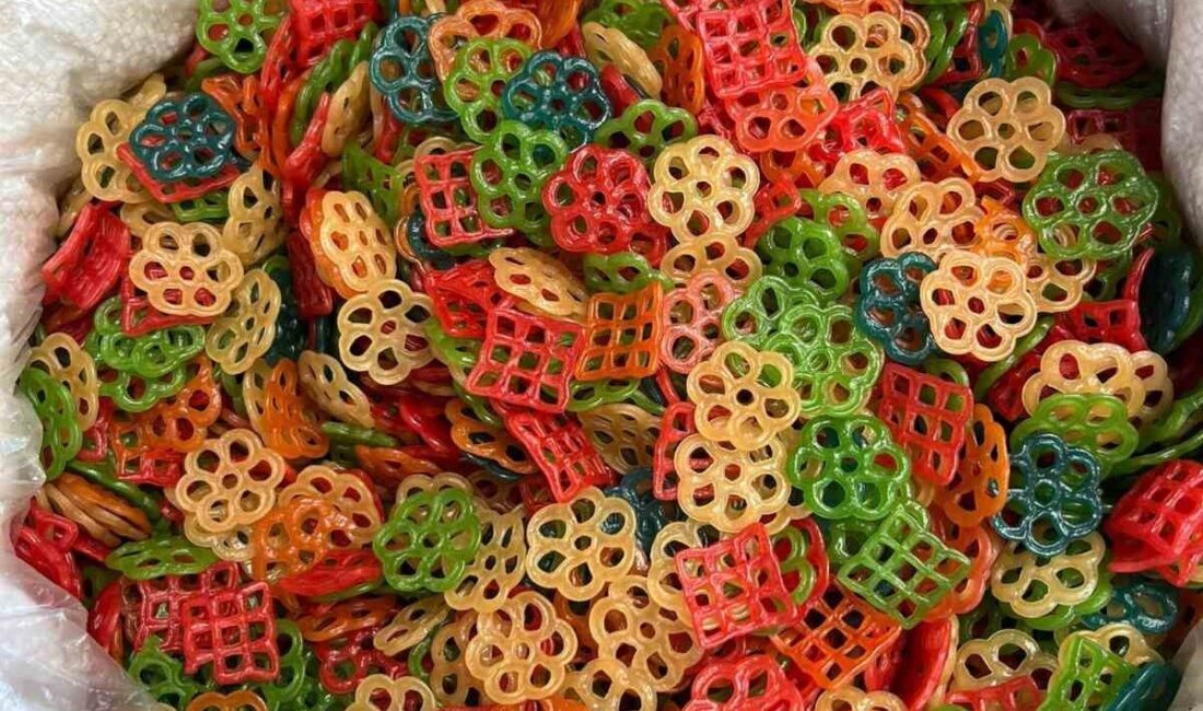 Bilecik’te zabıta ekipleri, açıkta satılan ve sağlıksız olduğu değerlendirilen faturasız