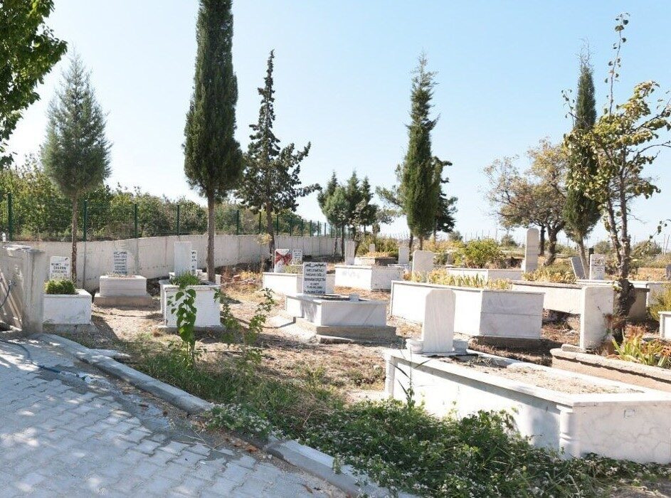 Denizli’de CHP’li Acıpayam Belediyesinin uzak mahallelere cenaze ve mezarlık hizmeti