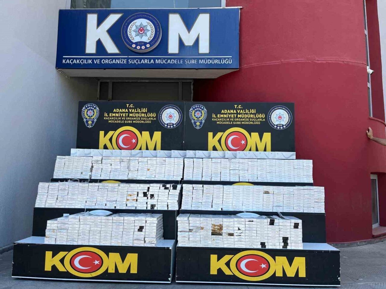 Adana’da 12 milyon 410 bin adet gümrük kaçağı makaron ve