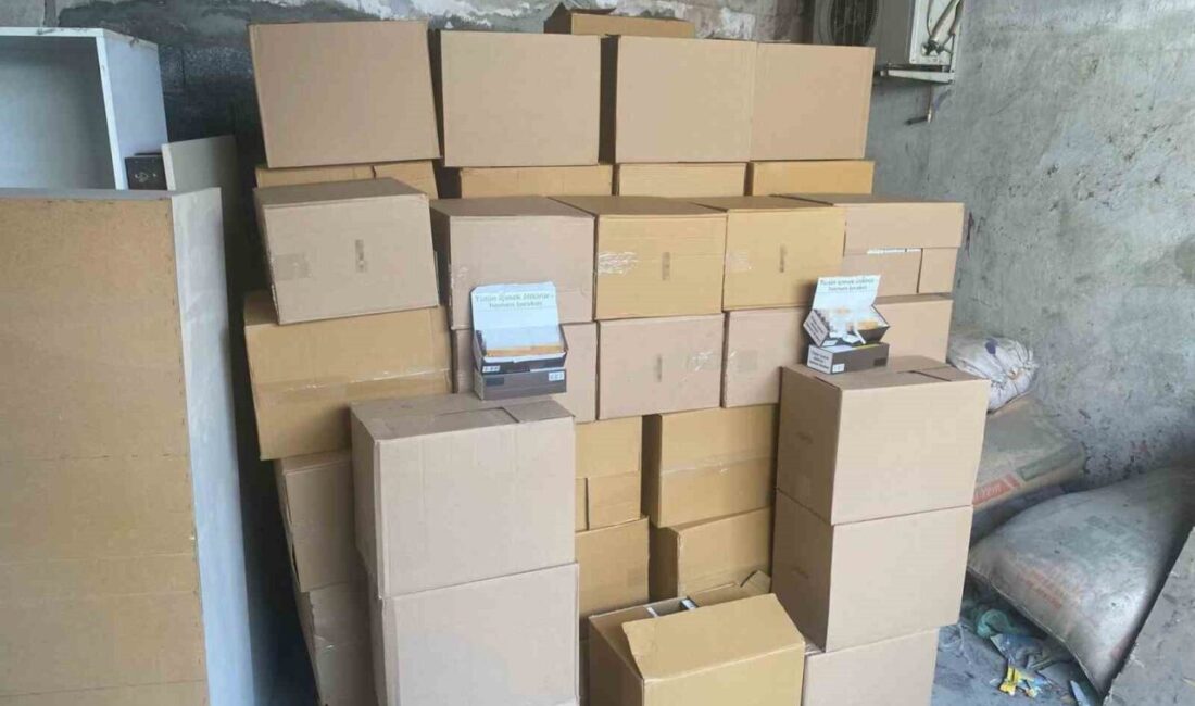 Adana’da 2 milyon 800 bin adet gümrük kaçağı makaron ele
