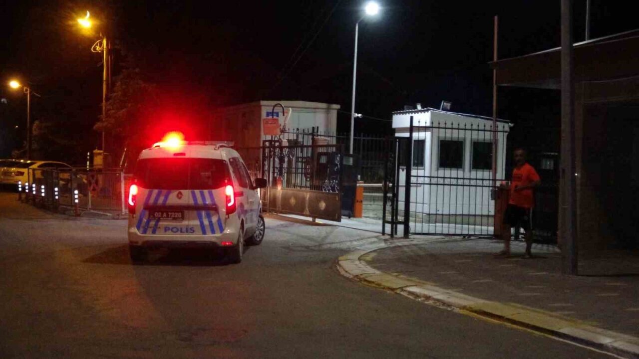 Adıyaman İl Emniyet Müdürlüğü binasında yüksekten düştüğü iddia edilen şahıs