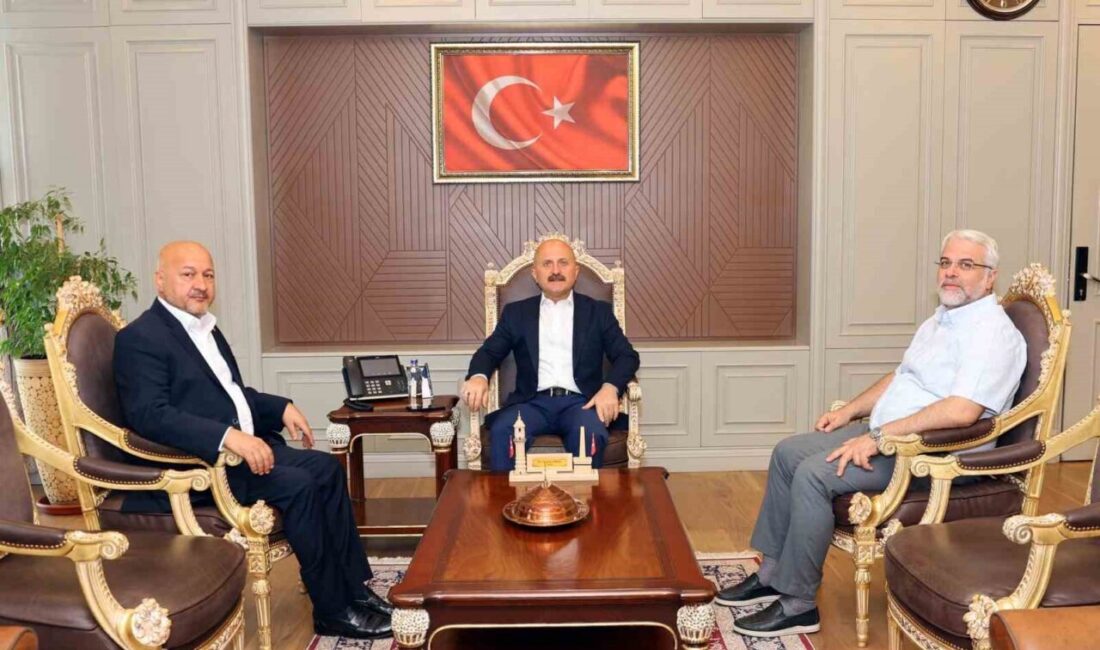 Adıyaman Valisi Osman Varol, Milletvekili Resul Kurt ve AK Parti