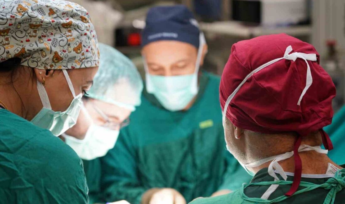 Bilecik Eğitim ve Araştırma Hastanesi Üroloji Polikliniği ekibi, 7’den fazla