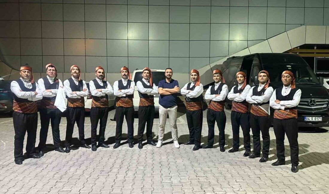 Afyonkarahisar’da 23 Ağustos’ta düzenlenen Türkiye Halk Oyunları Federasyonu Büyükler Düzenlemesiz