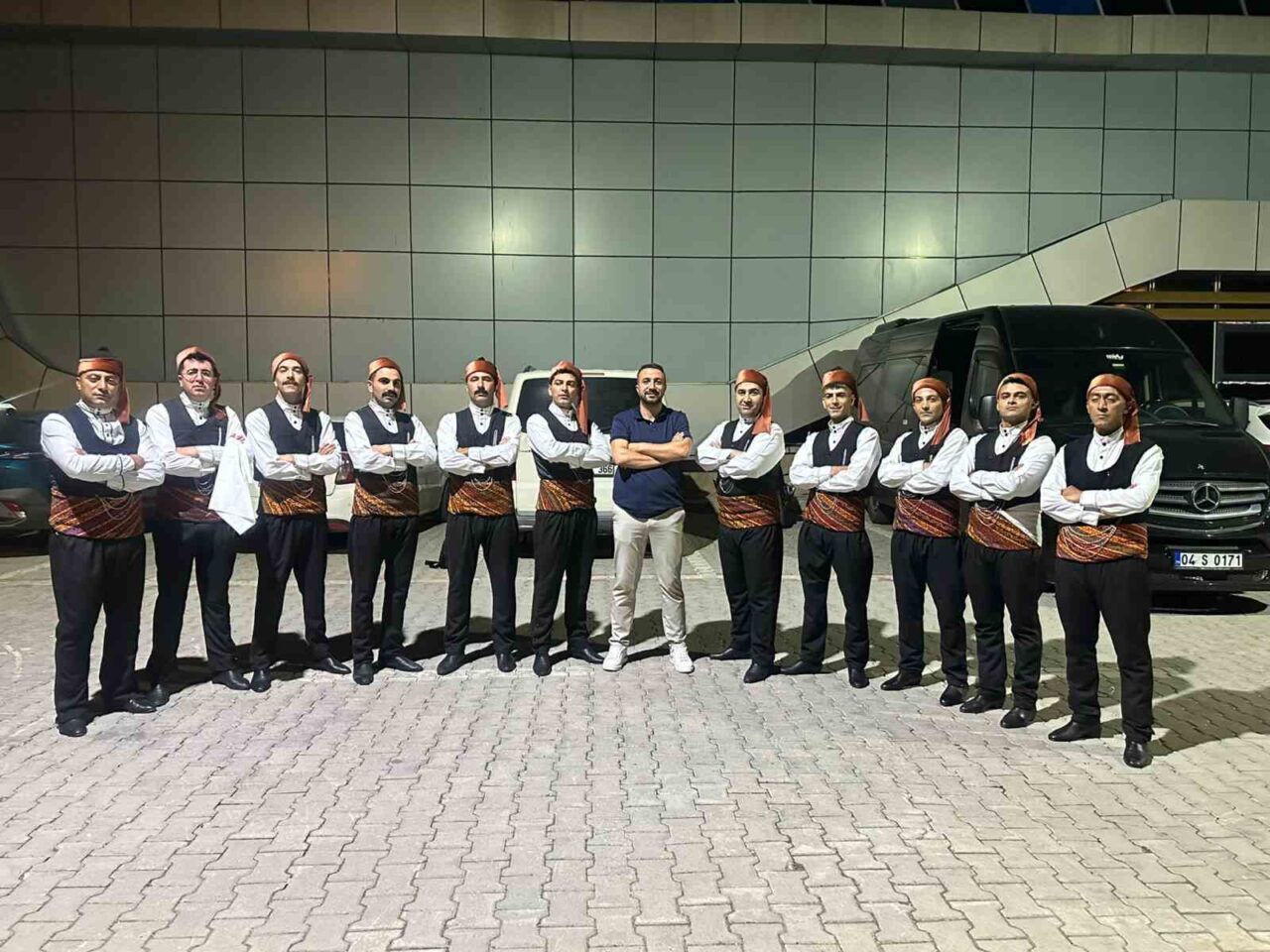 Afyonkarahisar’da 23 Ağustos’ta düzenlenen Türkiye Halk Oyunları Federasyonu Büyükler Düzenlemesiz