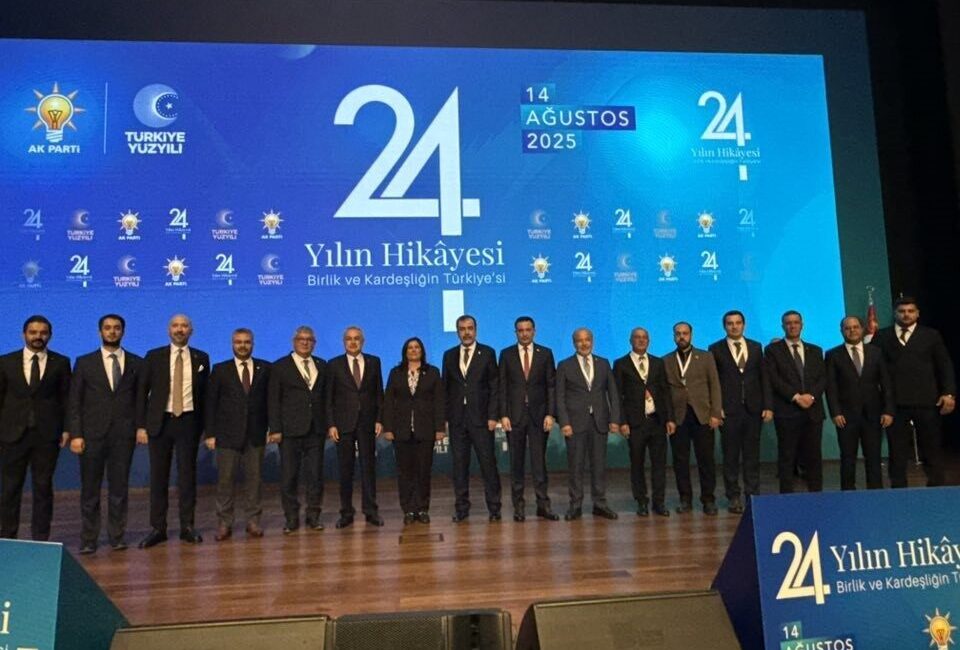 AK Parti Aydın İl Başkanı Mehmet Erdem, AK Parti’ye katılan