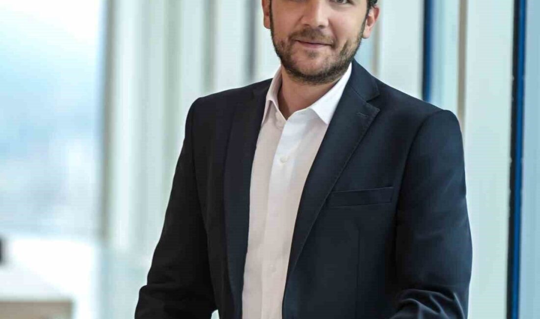 Akbank, kadınların finansal yaşamlarını kolaylaştırma hedefiyle “Akbanklı Kadınlar Platformu”nu geliştirdi.