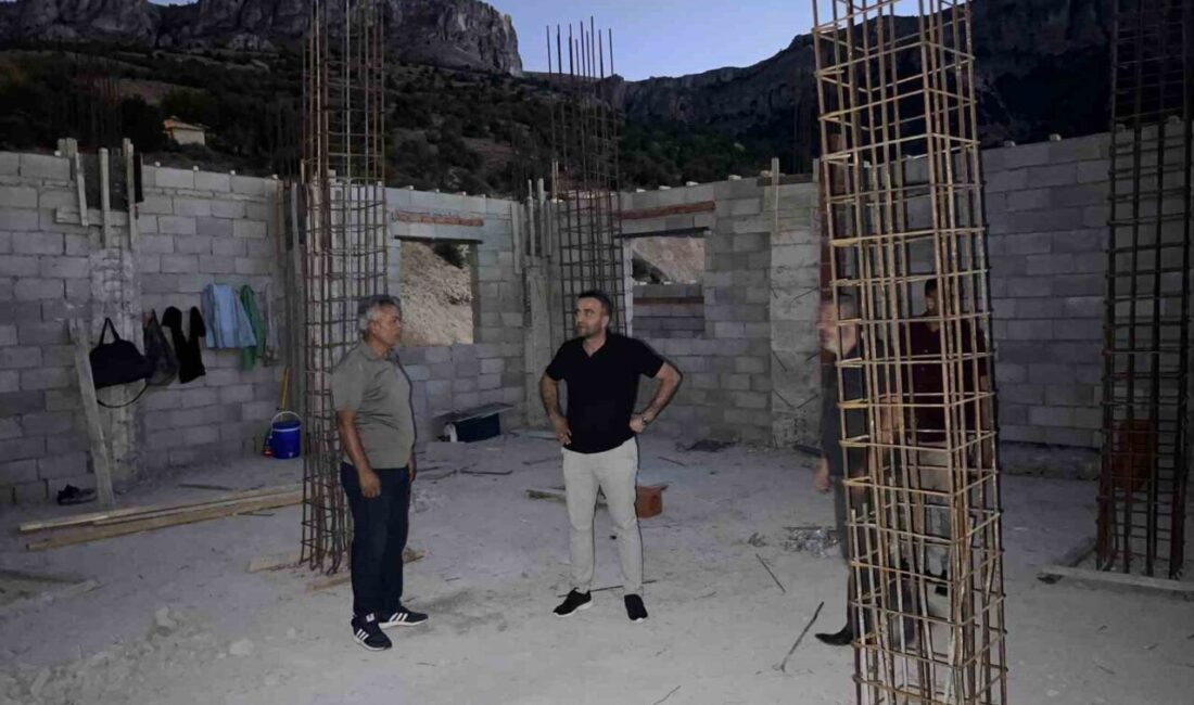 Akçadağ Belediyesi, kırsal mahallelerdeki hizmetlerini kesintisiz devam ettiriyor. Akçadağ Belediye