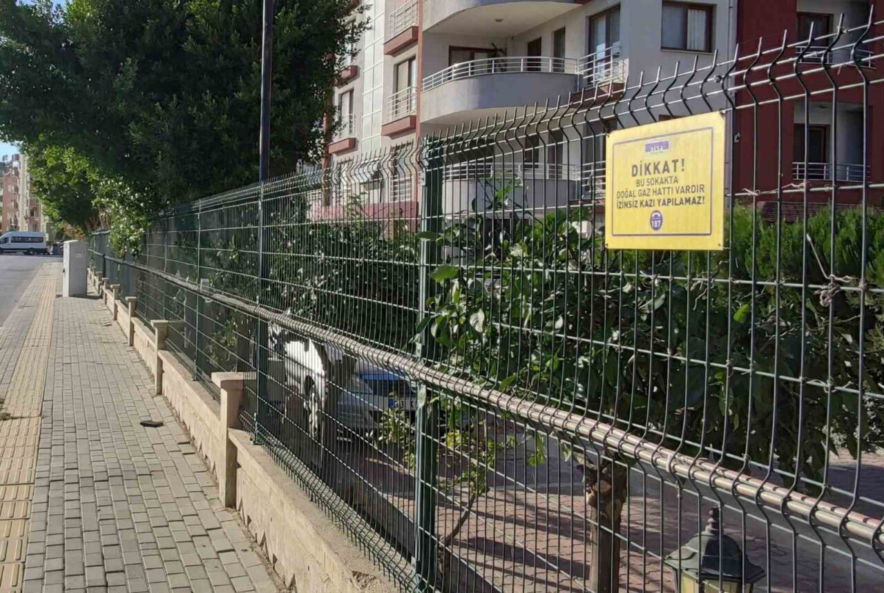 62 bin kilometreyi aşan şebekesiyle 7,3 milyon abonesi bulunan Aksa