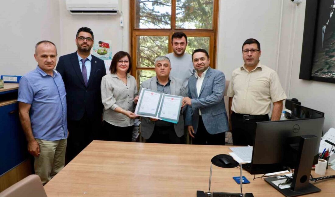 Akseki’ye kurulacak Orman Fakültesi ve KYK yurt binası için hayırsever