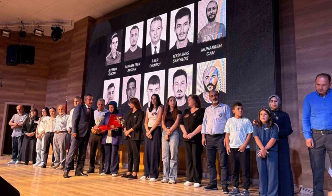 Ankara’da Arama Kurtarma Derneği (AKUT), Eskişehir Seyitgazi yangınında şehit olanları