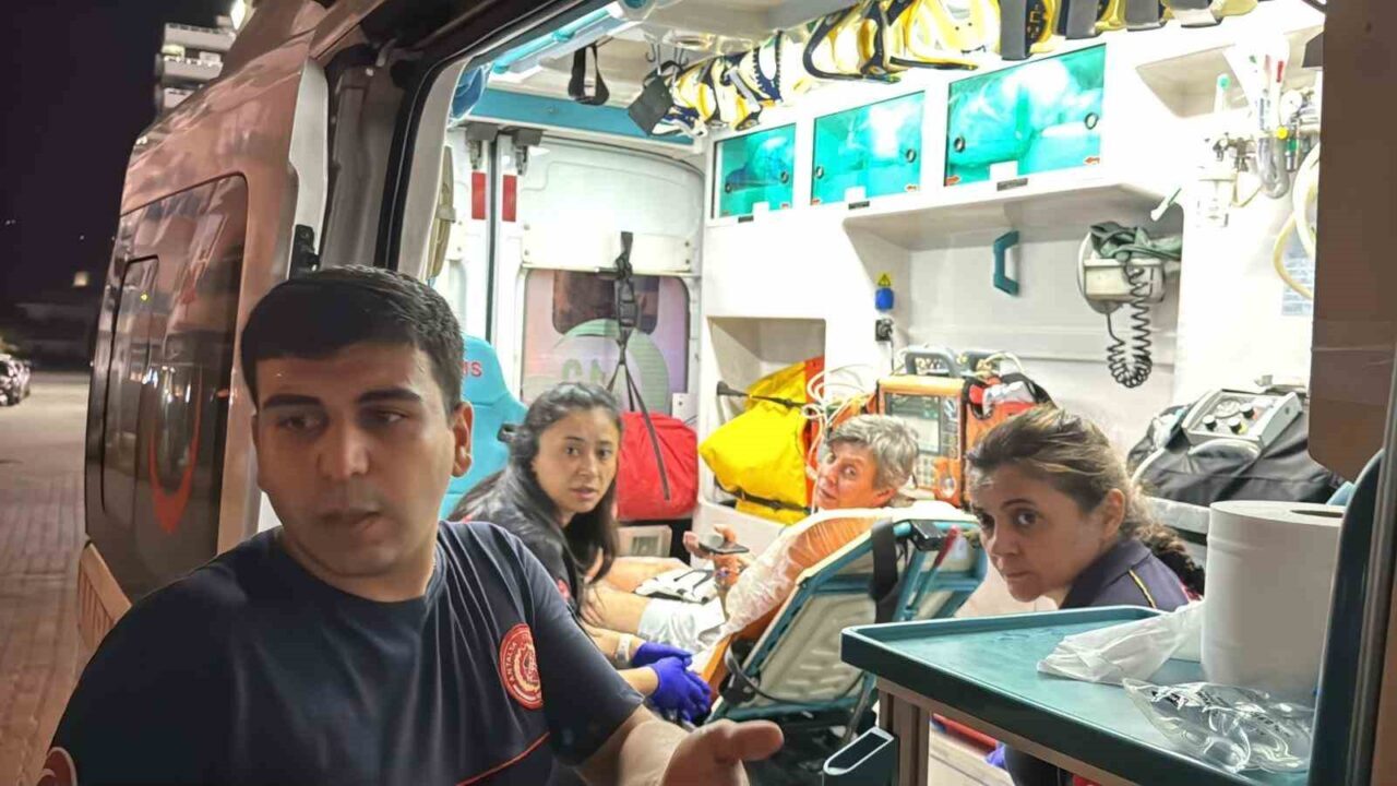 Antalya’nın Alanya ilçesinde 5 katlı bir apartmanın ikinci katında prizden