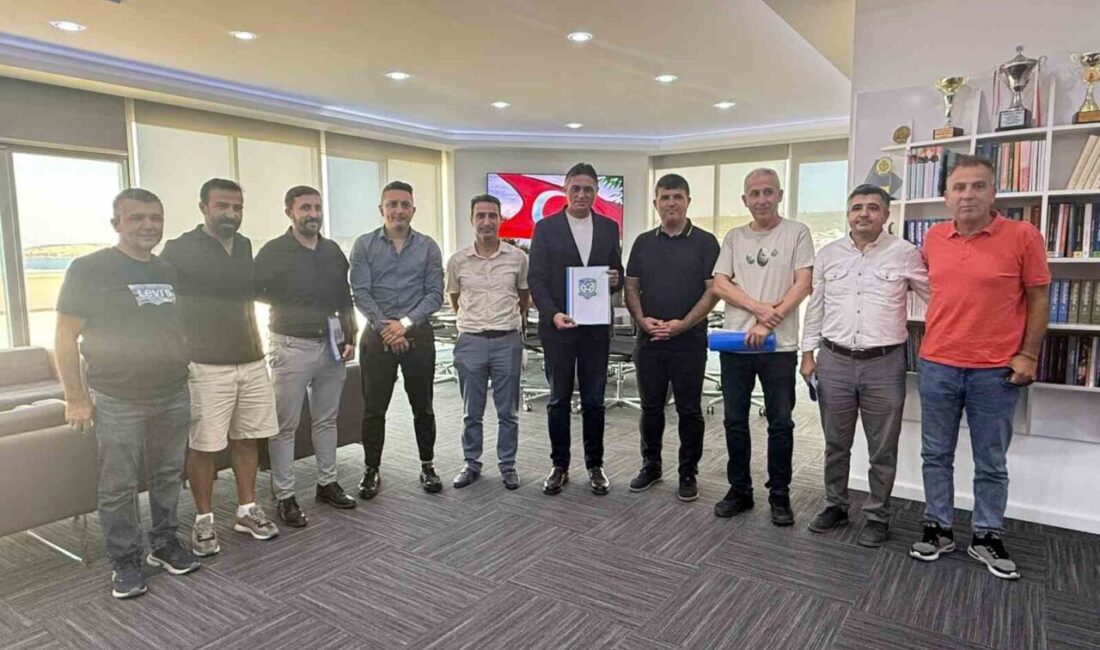 İzmir’in Aliağa ilçesinde, Aliağaspor’un eski futbolcularından ve master futbolunun sevilen