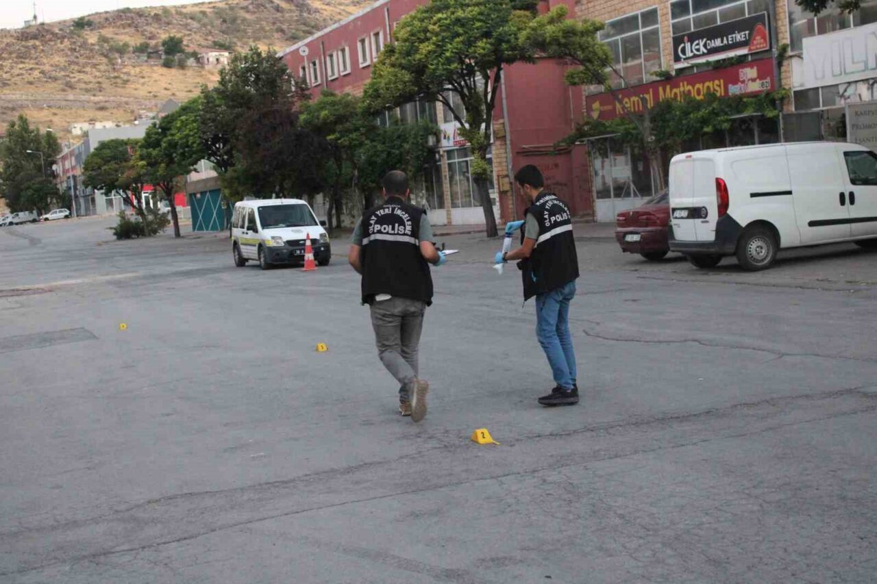 Kayseri’de alkol masasında çıkan kavgada, şahsı önce darp ettiler daha