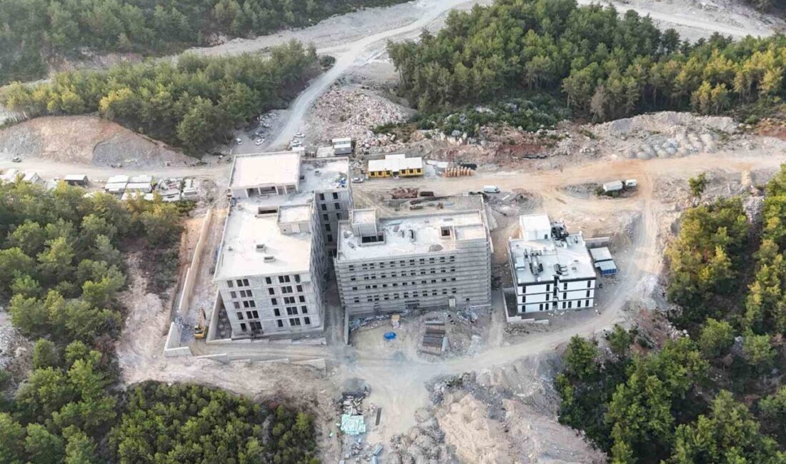 Alanya Alaaddin Keykubat Üniversitesi (ALKÜ) Cikcilli Yerleşkesinde yapımı devam eden