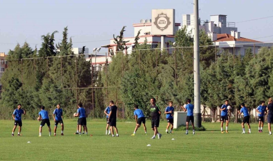 İzmir’in köklü kulüplerinden Altay ile Aras Kargo Spor Kulübü, voleybolda