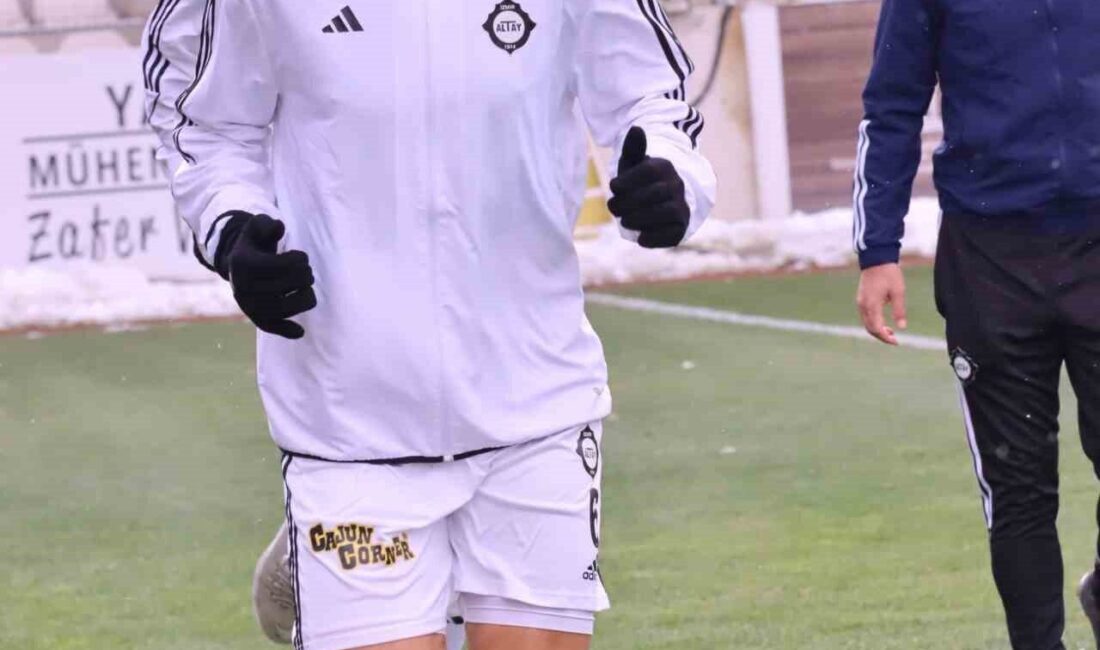 Geçen sezondan sakatlığı devam eden Ceyhun Gülselam’ın tedbir amaçlı Altay’ın