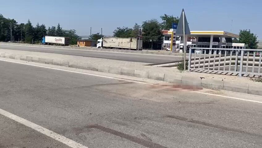 Ankara’nın Kahramankazan ilçesinde meydana gelen motosiklet kazasında bir kişi hayatını