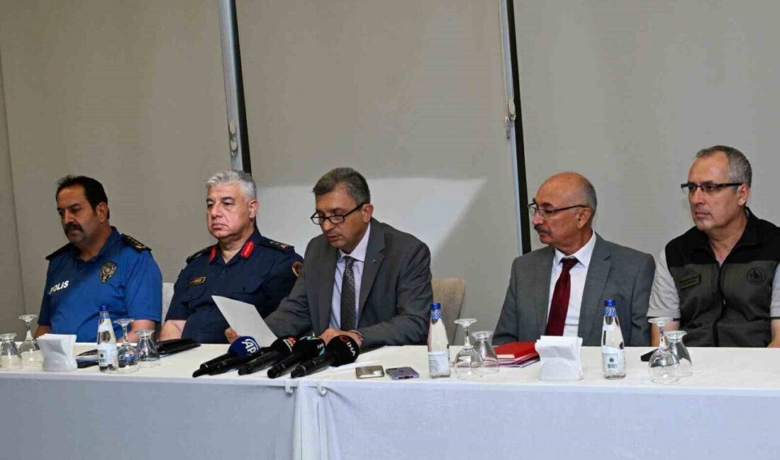 Antalya’da bu yıl 128 orman yangınında 589 hektar alan zarar