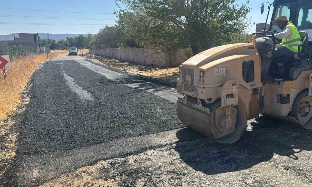Gaziantep Büyükşehir Belediyesi Fen İşleri Daire Başkanlığı ekiplerince, Araban ilçesine