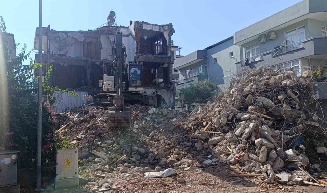 Manavgat’ta 112 Acil Çağrı Merkezi’ne gelen ‘Evlerimiz sallanıyor’ ihbarı üzerine