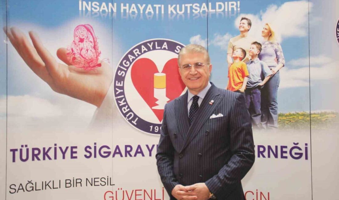 Sağlık Bakanı Prof. Dr. Kemal Memişoğlu, Artvin’in “Sigarasız Şehir” olarak