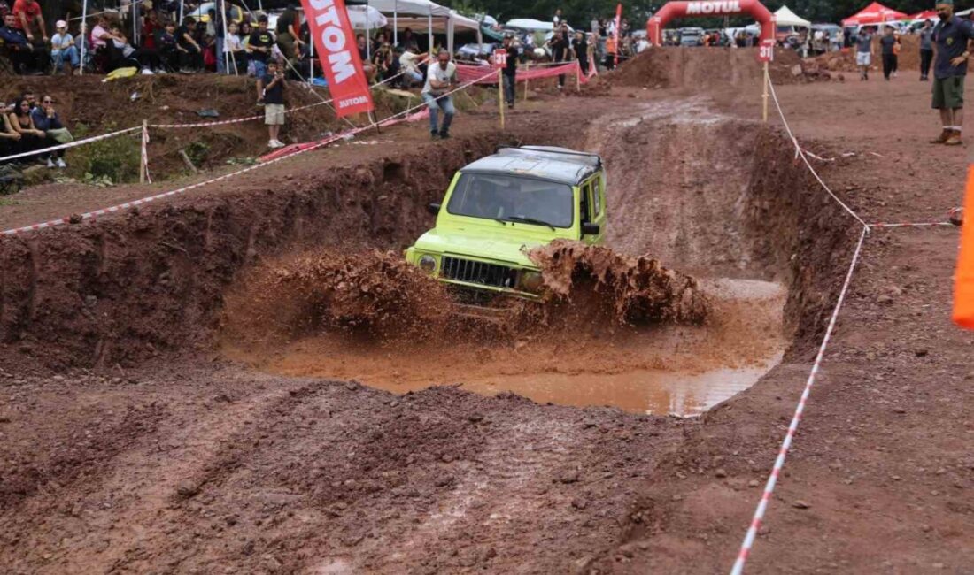 Artvin’in bin 200 rakımlı Kafkasör Yaylası’nda düzenlenen 8. Uluslararası Off-Road