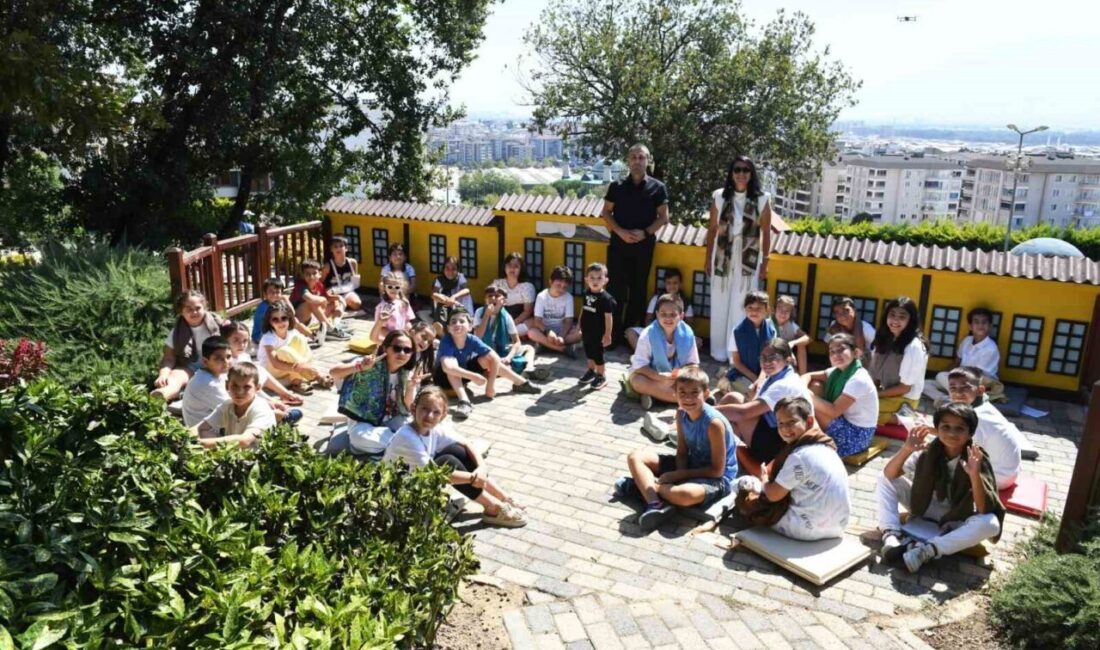 Osmangazi Belediyesi, düzenlediği 6 haftalık “Minik Arkeologlar İş Başında” ve