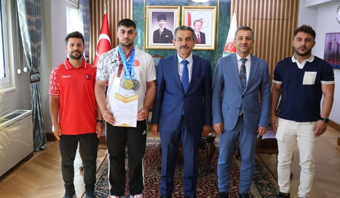 Yıldızlar U15 Avrupa Halter Şampiyonası’nda Avrupa rekoru, Sivas’ta 3 Türkiye