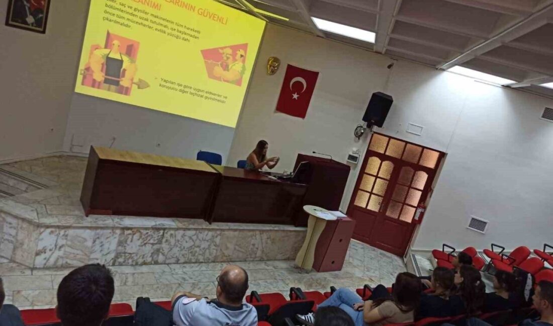 Aydın Devlet Hastanesi’nde göreve yeni başlayan personellere yönelik iş sağlığı