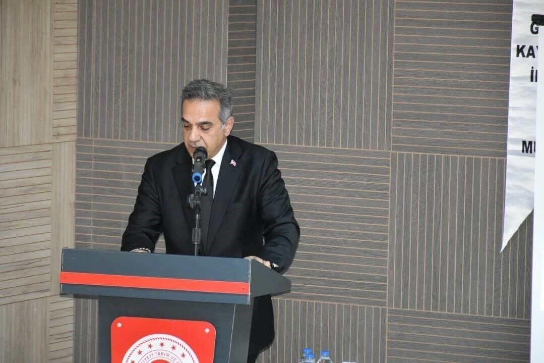 Aydın İl Tarım ve Orman Müdürü Ayhan Temiz, incir depocularına