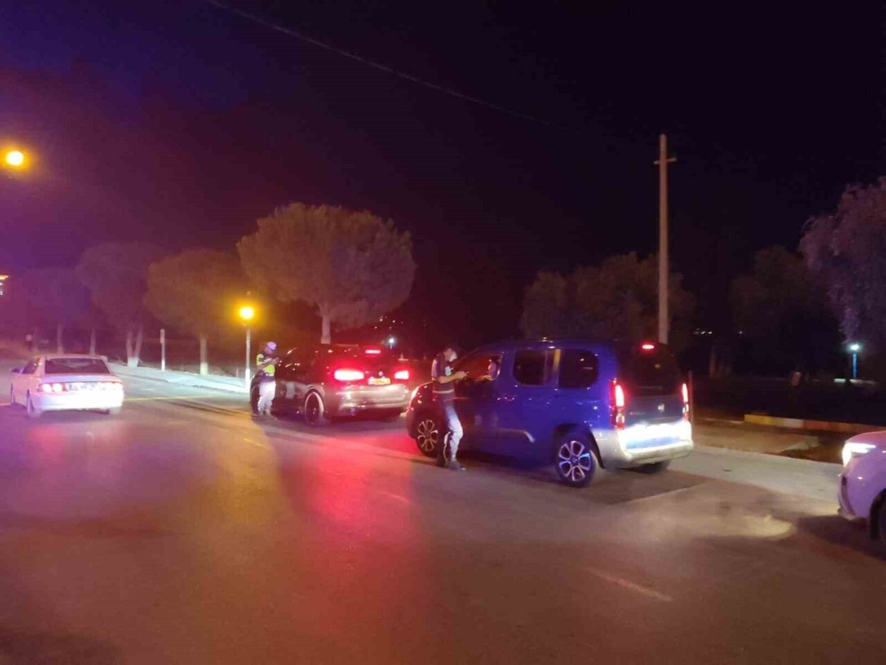 Aydın’da jandarma ekiplerince yapılan çalışmalarda iki günde toplam 17 aranan