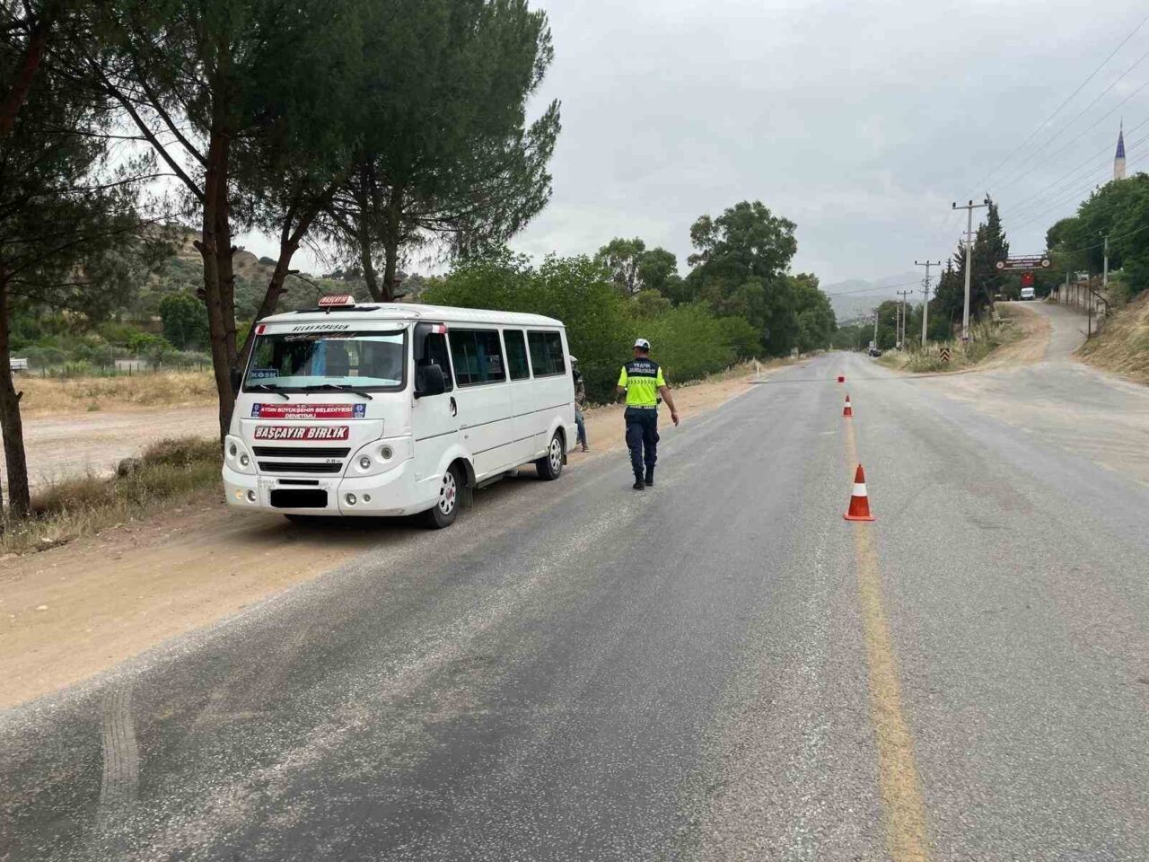 Aydın İl Jandarma Komutanlığı Trafik Jandarması ekipleri, trafik kazalarından kaynaklanan
