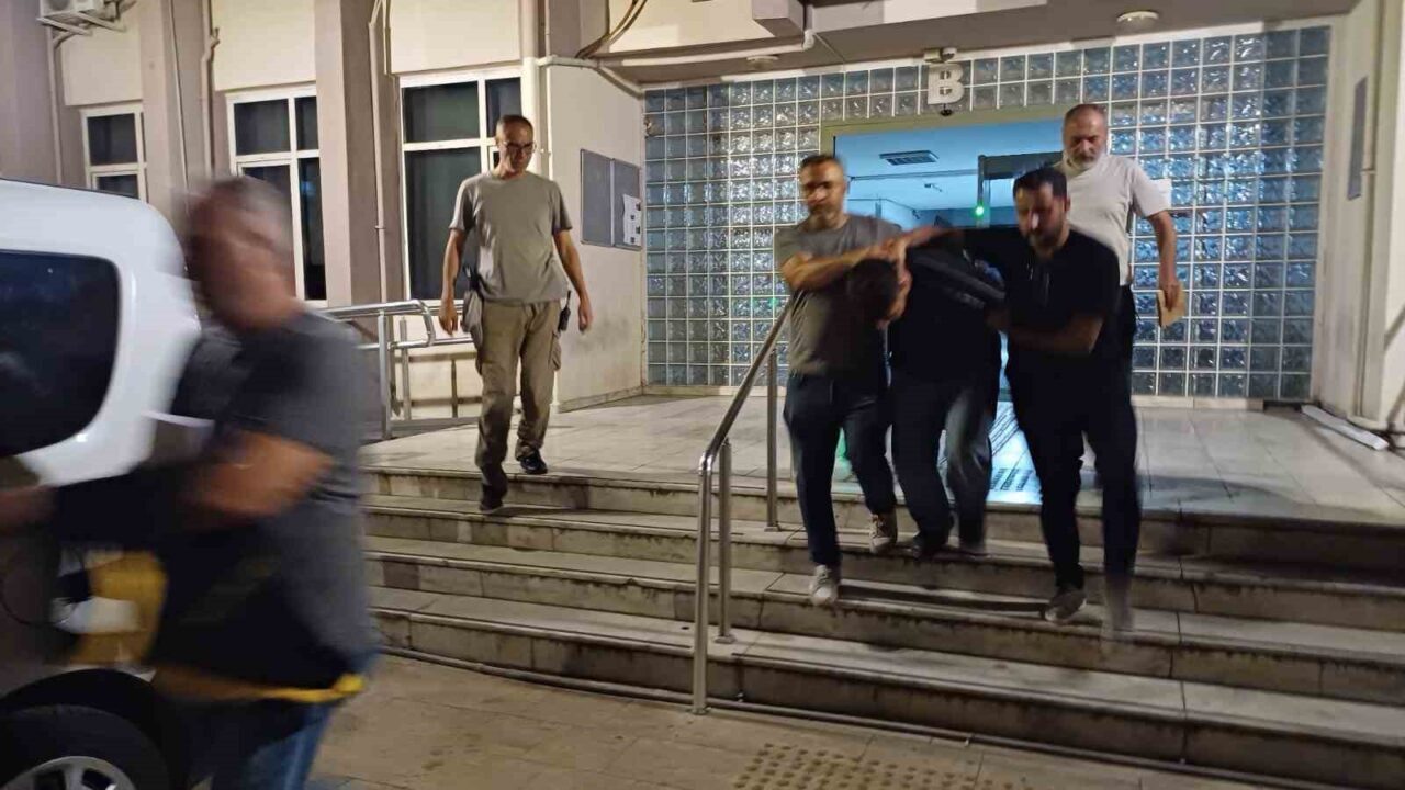 Aydın’ın Efeler ilçesinde başından silahla vurulmuş bulunan üniversite öğrencisi genç