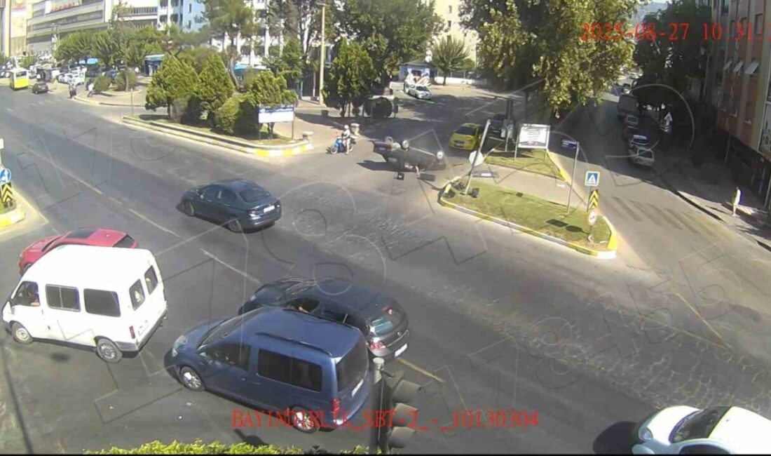 Aydın’ın Efeler ilçesinde ani fren yapan araca çarpmamak için manevra